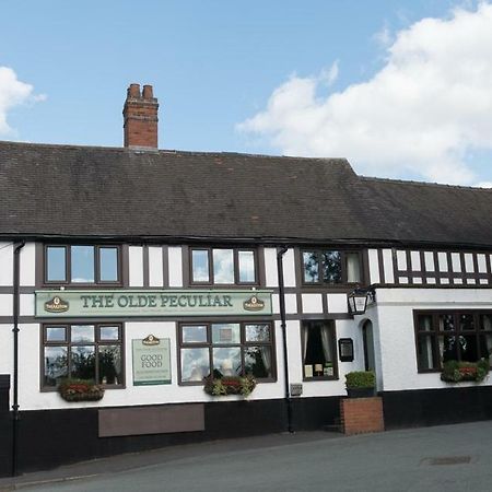 Hotel The Olde Peculiar Rugeley Exteriér fotografie
